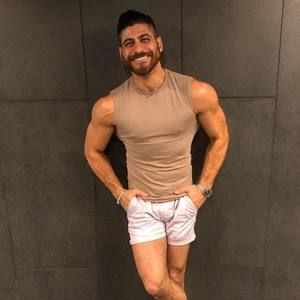 Meet your Posher, Christian